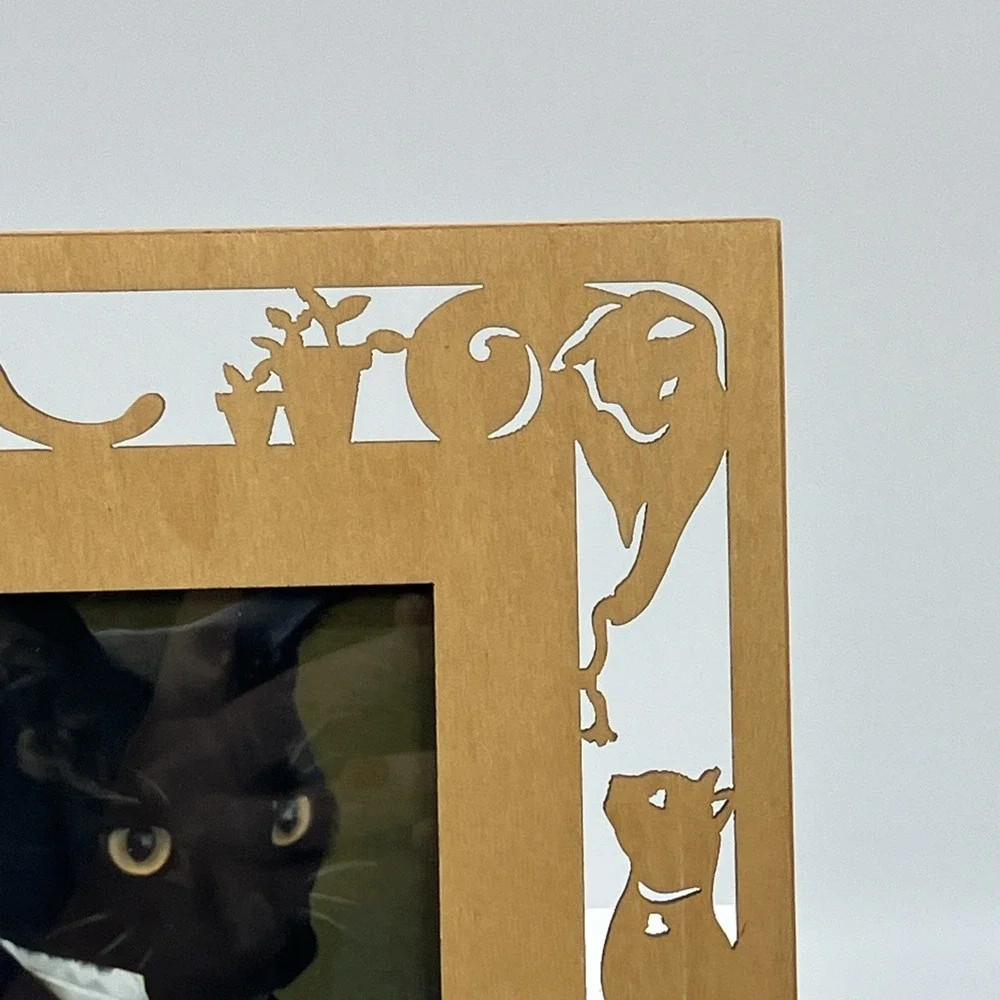 Wood Carved Cut Out‎ Cat Kitten Picture Frame Plants Quirky Kitschy Photo Gift